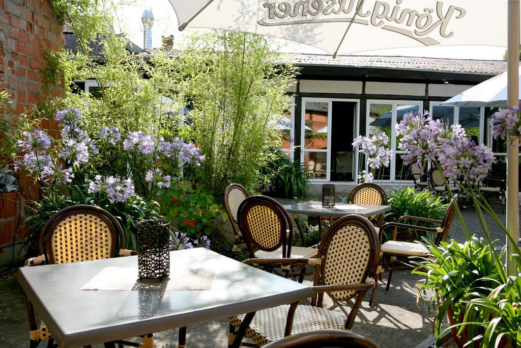 Nigel Restaurant & Hotel Im Wendland Bergen an der Dumme Exteriör bild