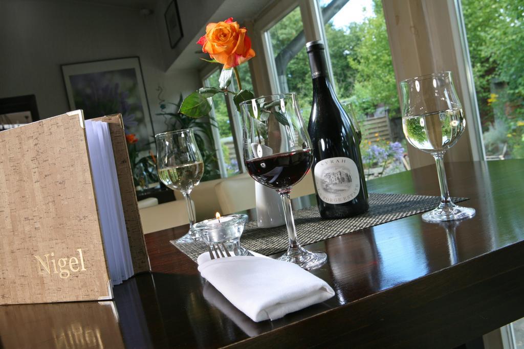 Nigel Restaurant & Hotel Im Wendland Bergen an der Dumme Exteriör bild